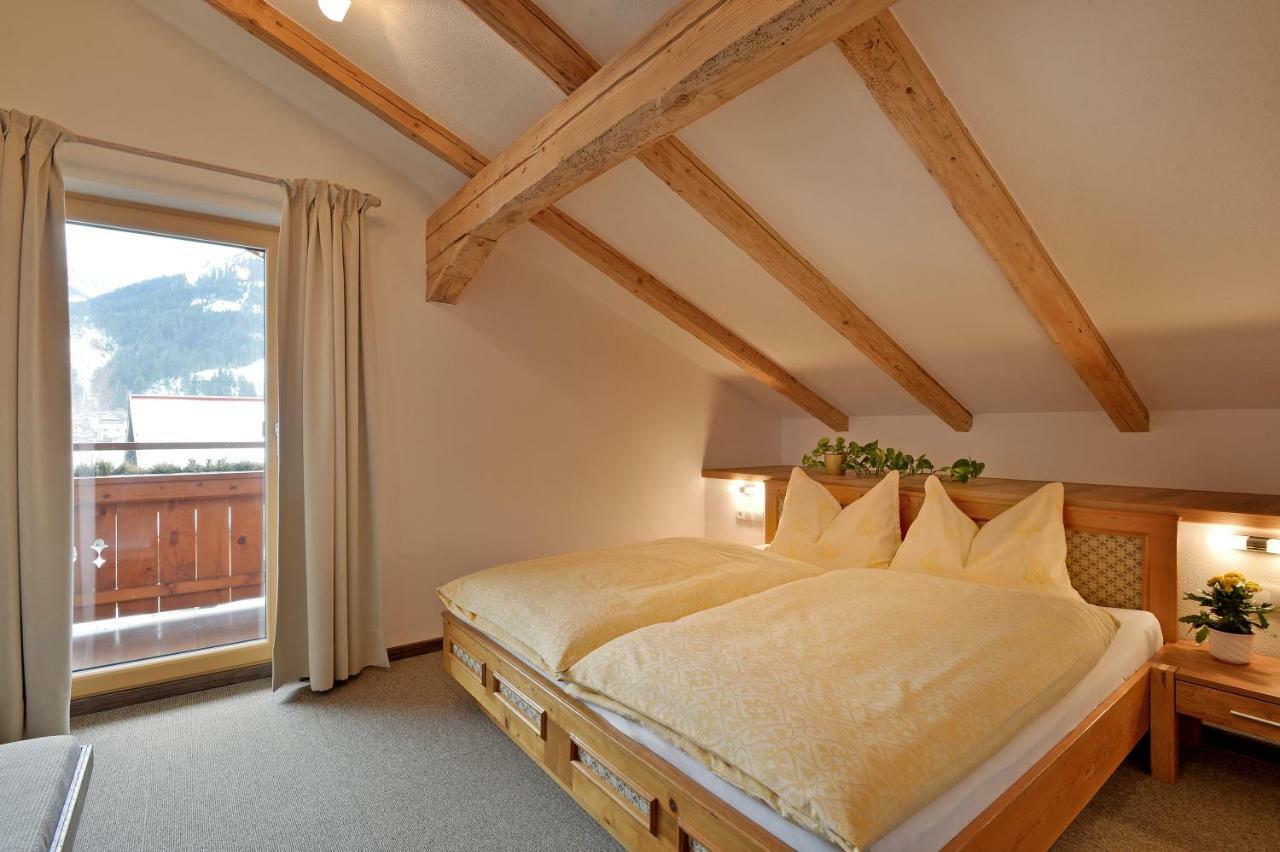 Haus Erika Apartamento Brixen im Thale Exterior foto